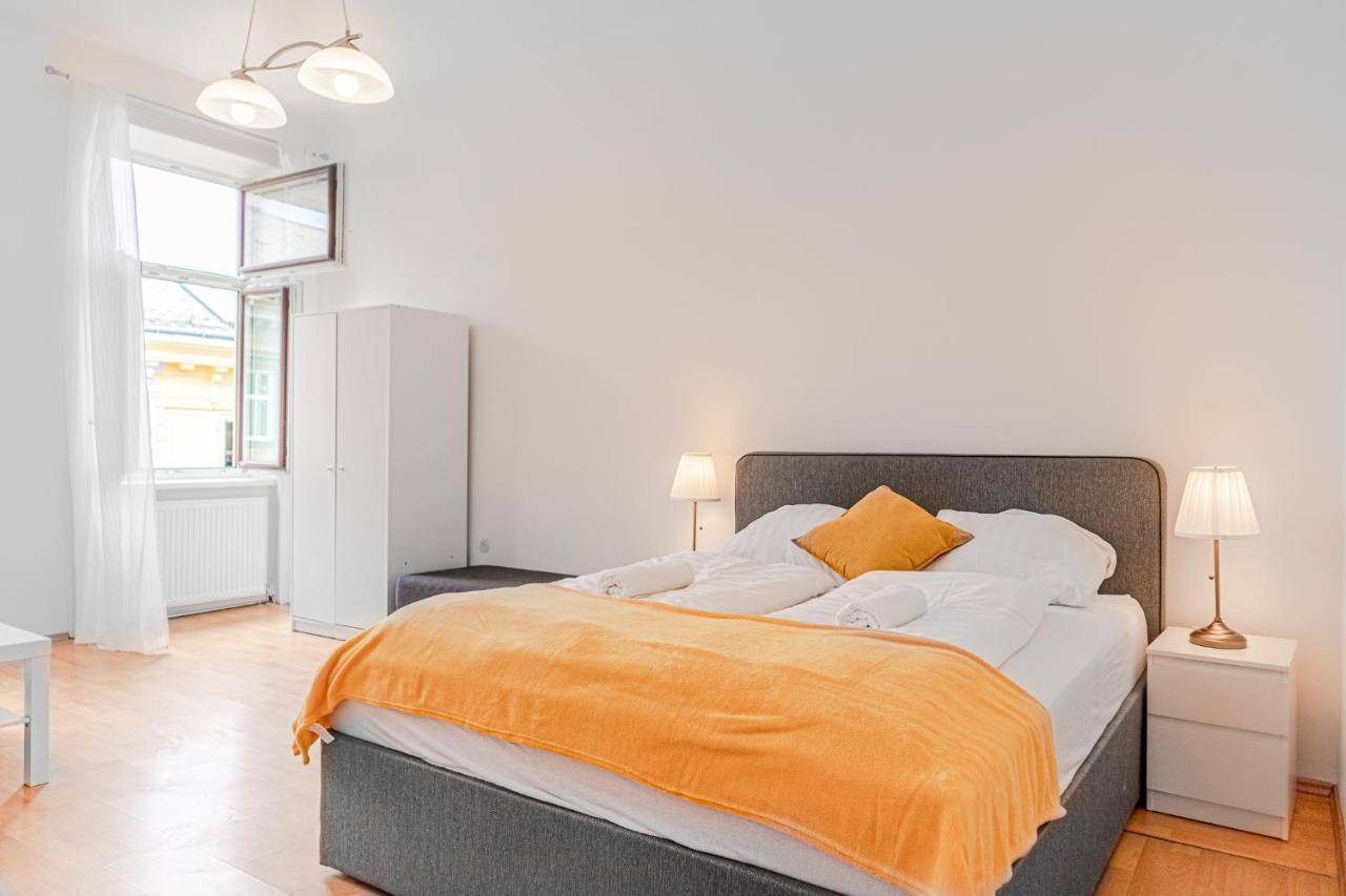 Pleasing 2Br Apt. Akh-Perfect For Groups فيينا المظهر الخارجي الصورة
