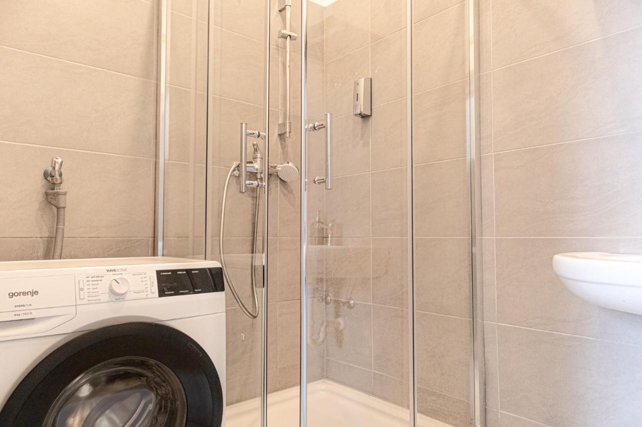 Pleasing 2Br Apt. Akh-Perfect For Groups فيينا المظهر الخارجي الصورة